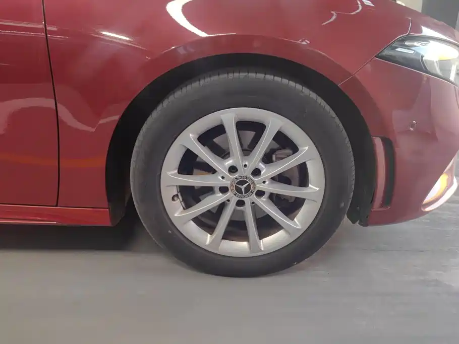 Mercedes-Benz A-Class — миниатюра 6