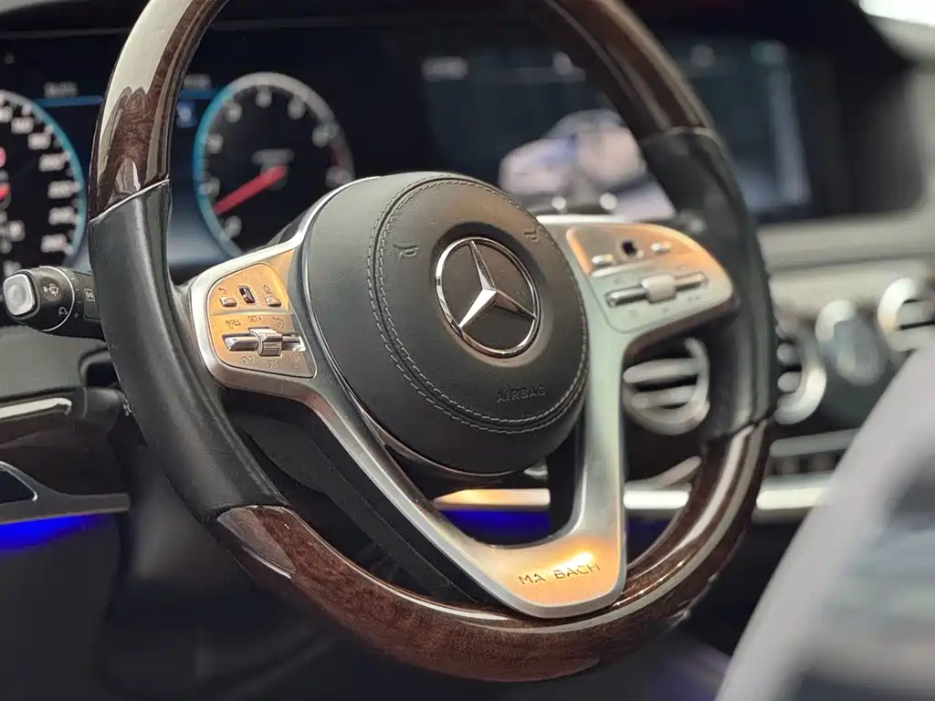 Mercedes-Benz S-Class — миниатюра 9