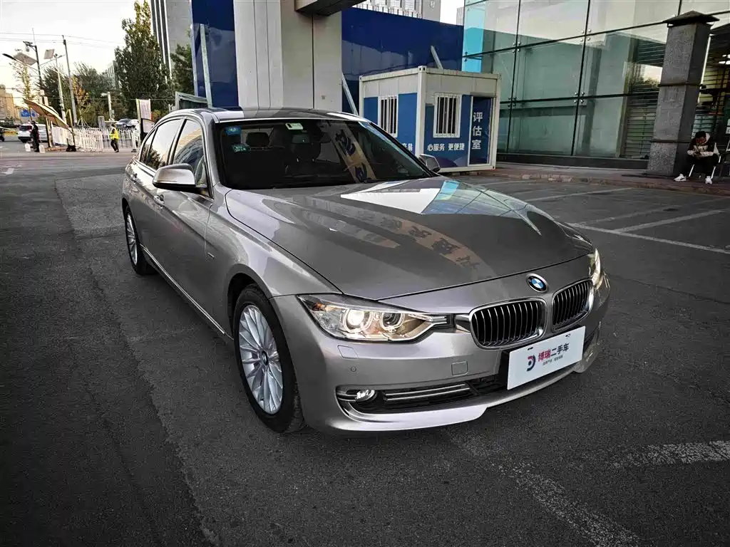 BMW 3 Series — миниатюра 4