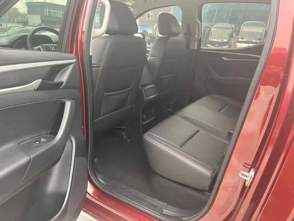 SAIC MAXUS CHASE T60