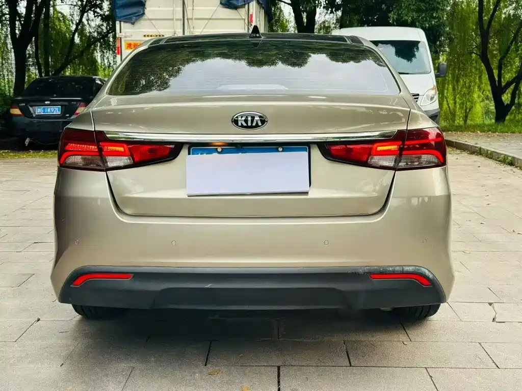 Kia K4 — миниатюра 7