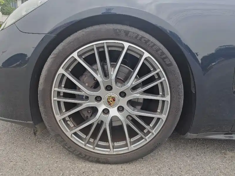 Porsche Panamera — миниатюра 14