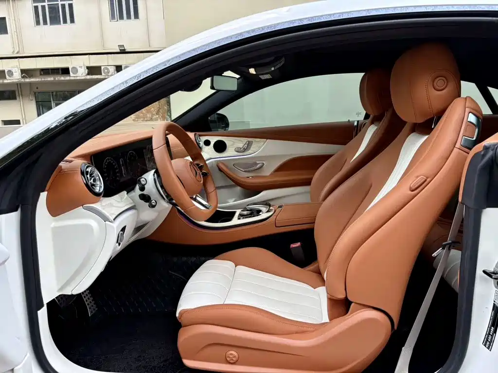 Mercedes-Benz E-Class (Import) — миниатюра 4