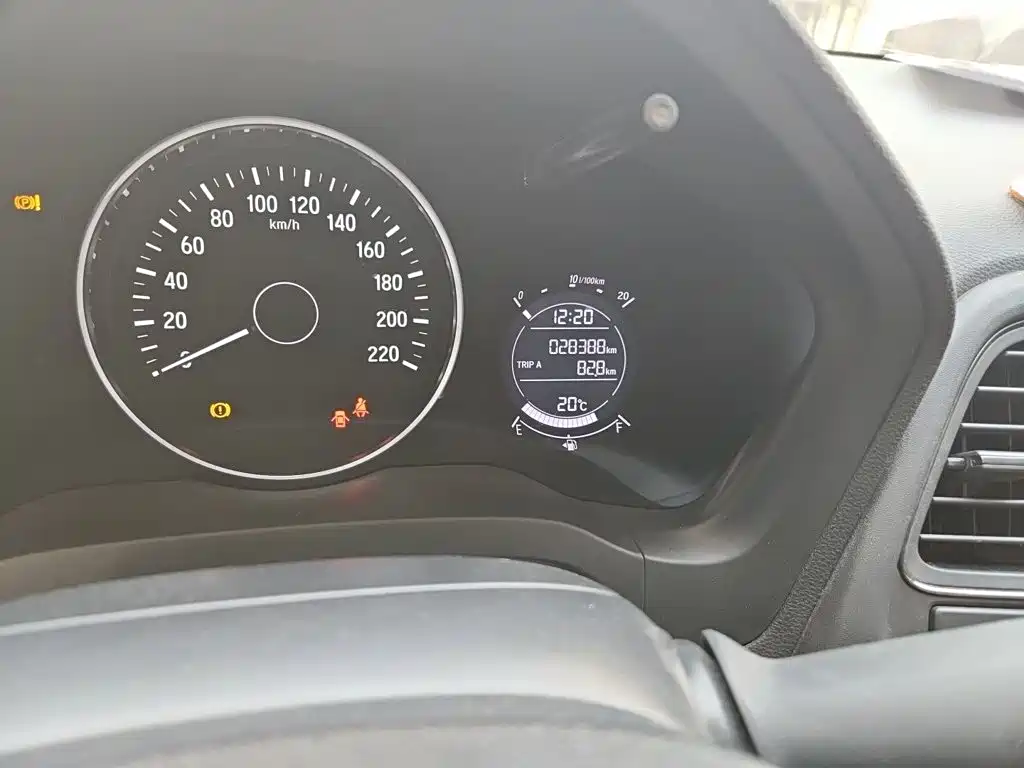 Honda Vezel — миниатюра 13