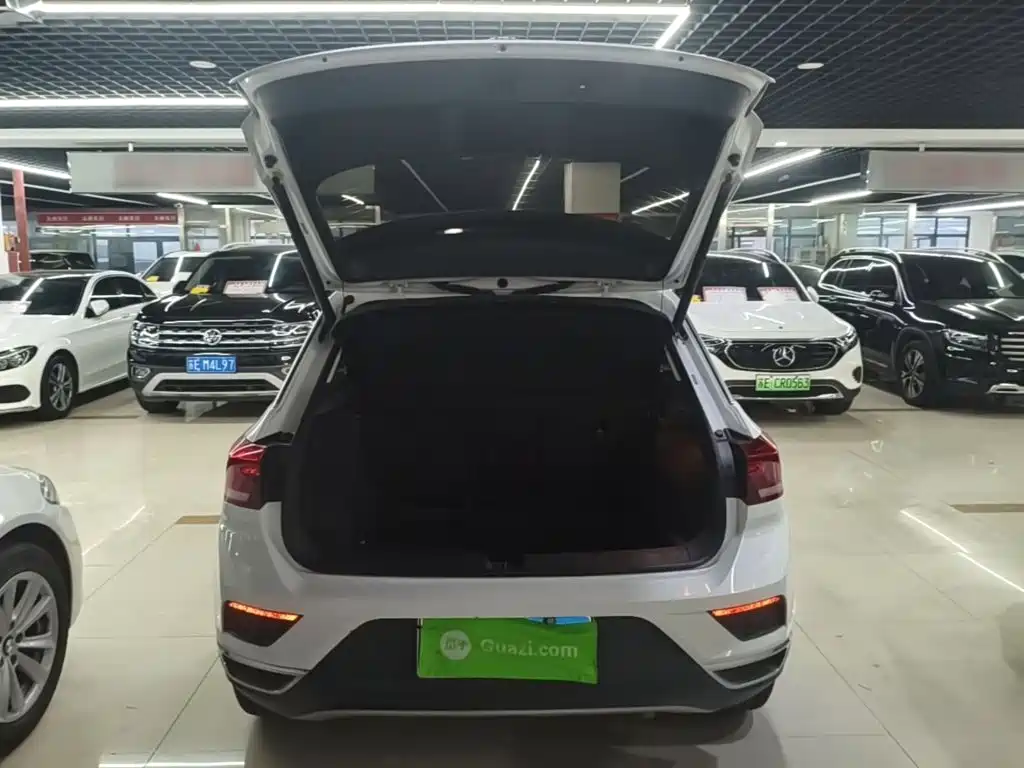 Volkswagen T-Roc — миниатюра 19