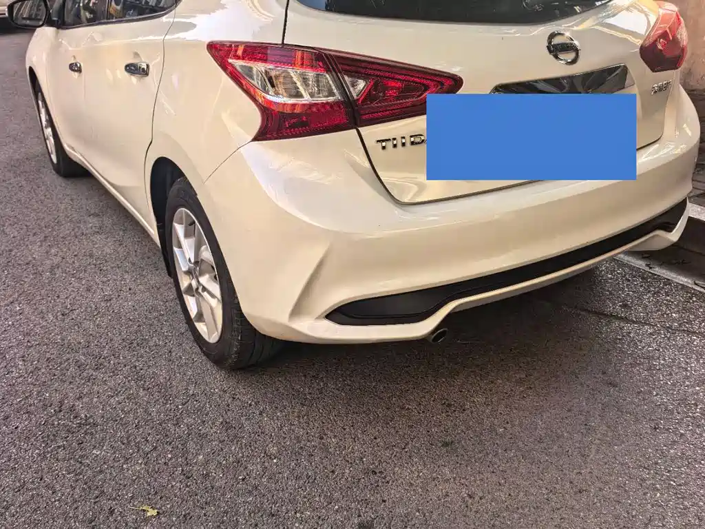 Nissan Tiida — миниатюра 4