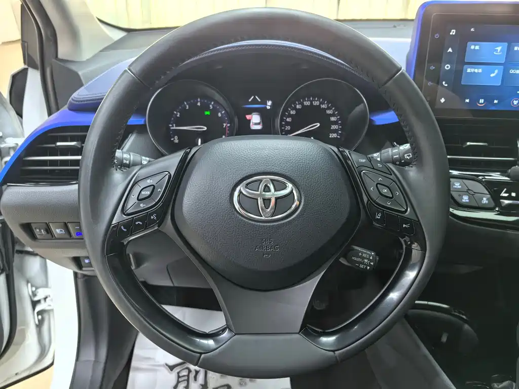 Toyota C-HR — миниатюра 14