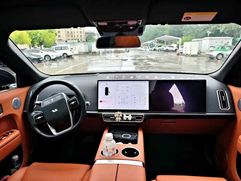 Li Auto L8 2024 Pro