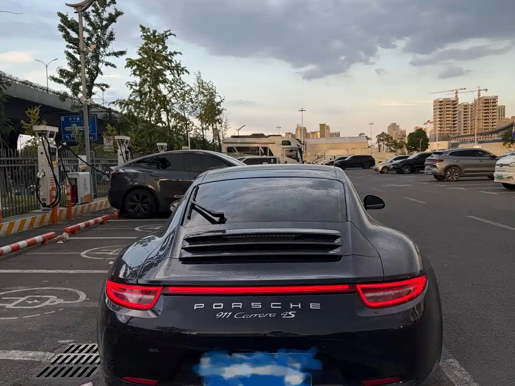 Porsche 911 — миниатюра 5