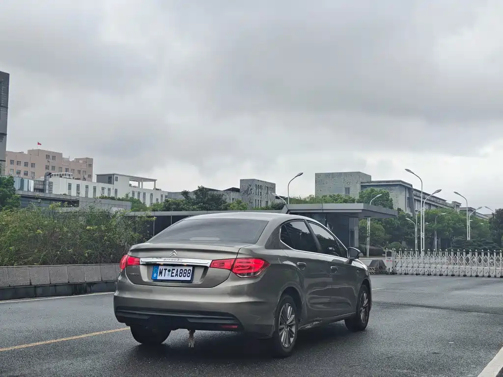 Citroen C4L — миниатюра 9