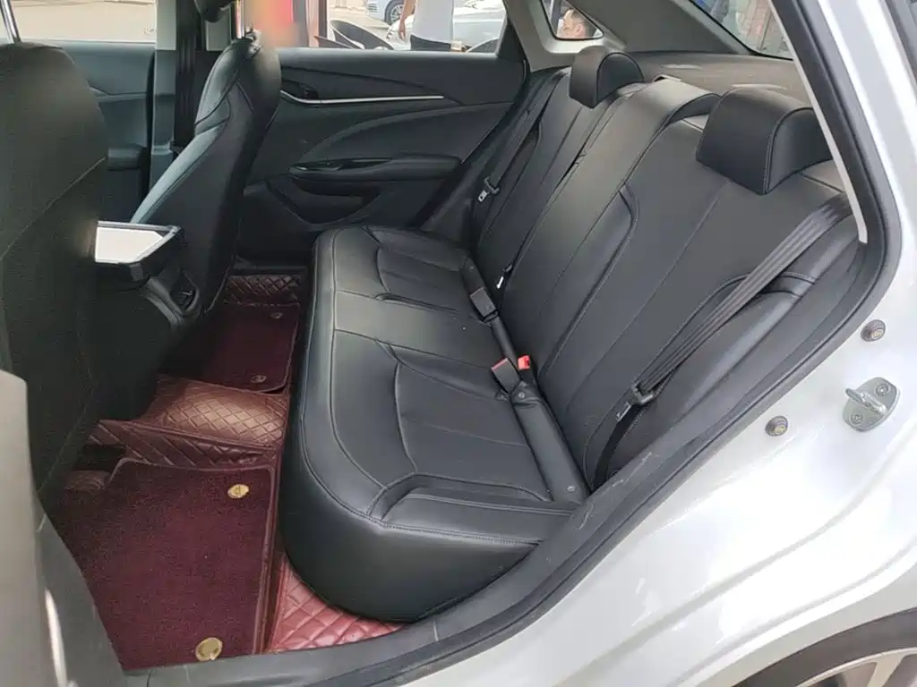 Buick Excelle — миниатюра 17