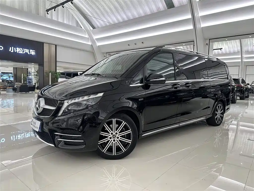 Mercedes-Benz V-Class 2024