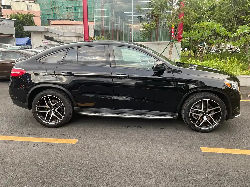 Mercedes-Benz GLE Coupe — миниатюра 8