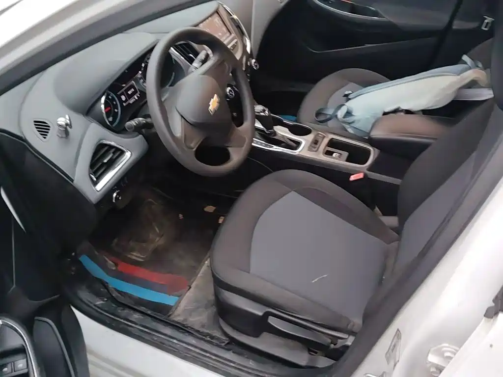 Chevrolet Cruze — миниатюра 15
