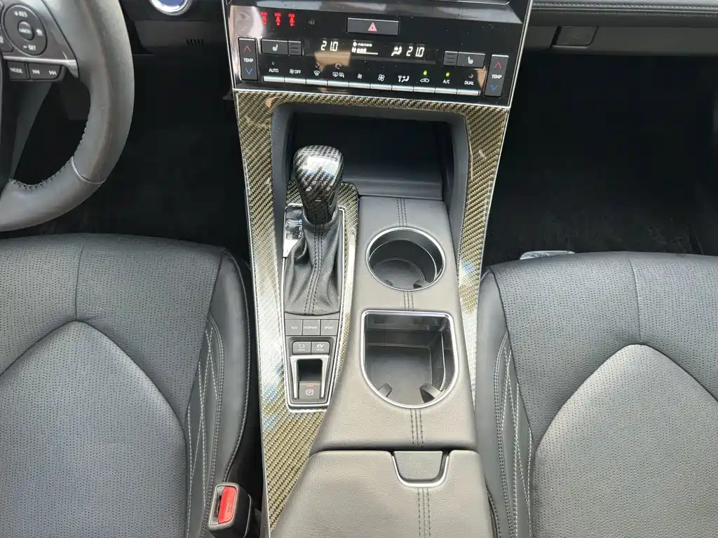 Toyota Avalon — миниатюра 16