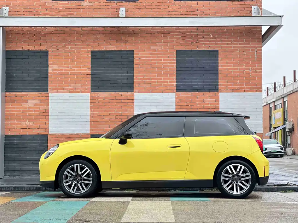 MINI ELECTRIC  COOPER