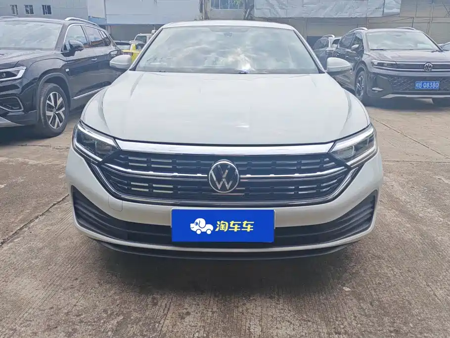 Volkswagen Sagitar — миниатюра 2