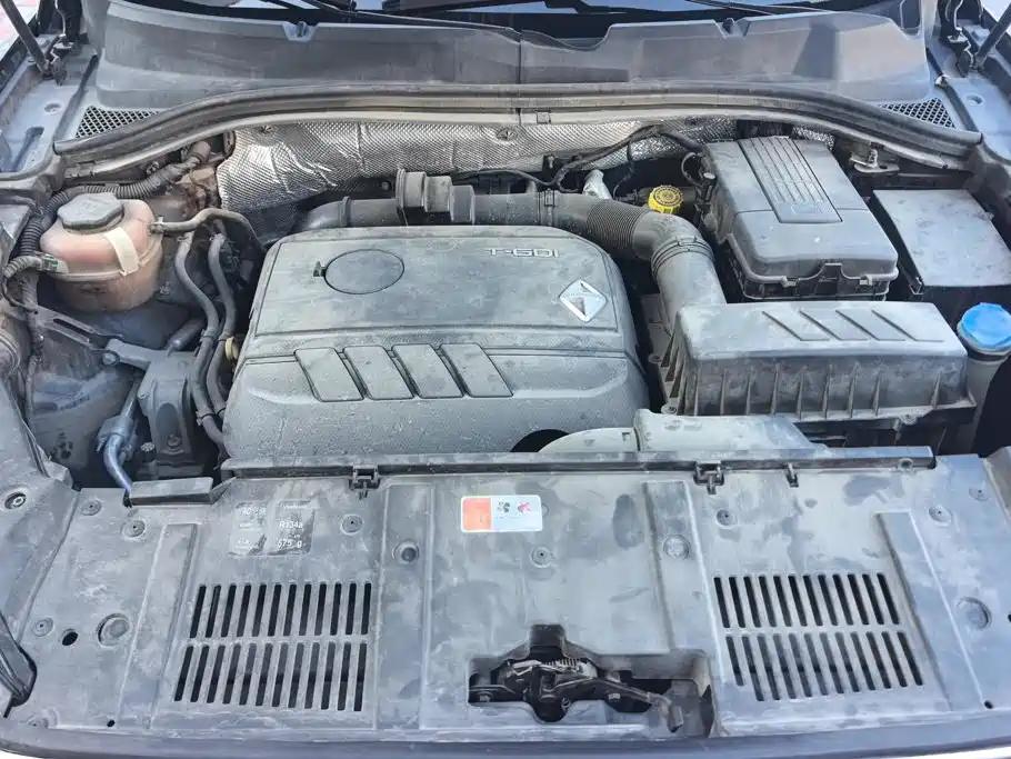 Borgward BX7 — миниатюра 10