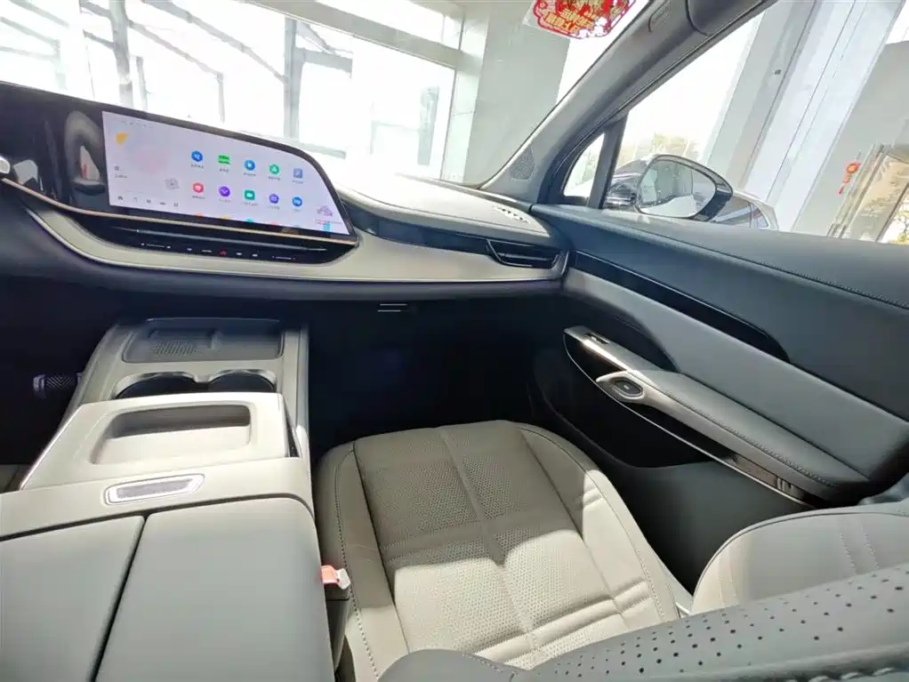 Hongqi HONGQI TIANGONG 08