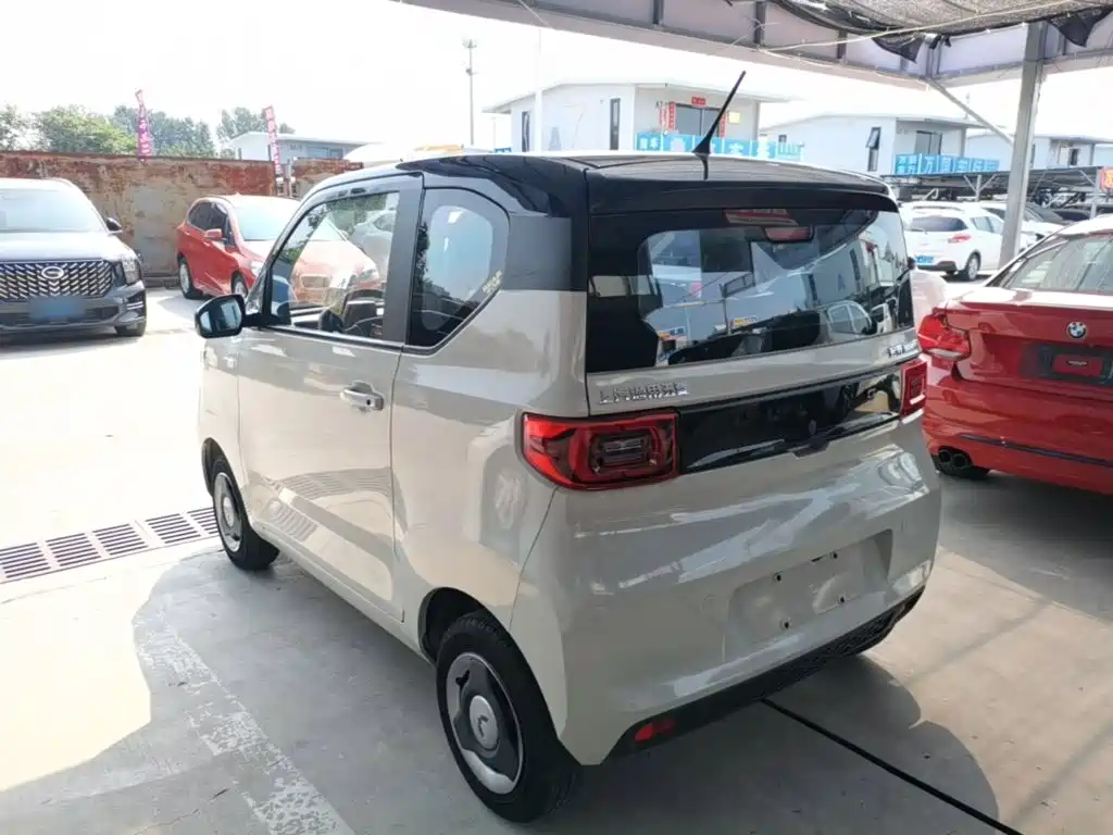 Wuling MINIEV — миниатюра 5
