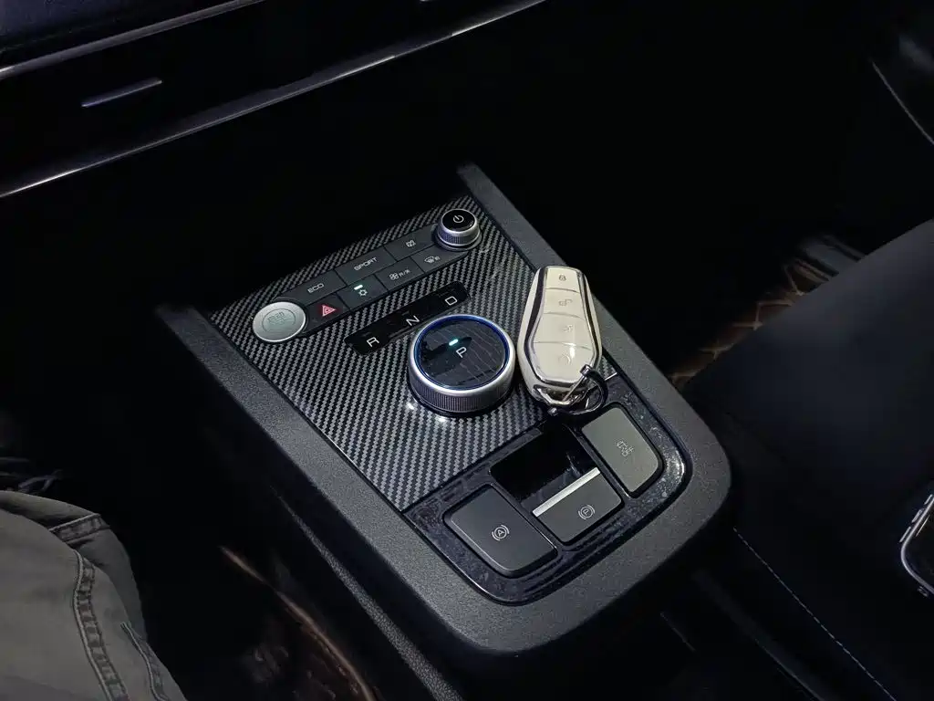BYD e2 — миниатюра 9