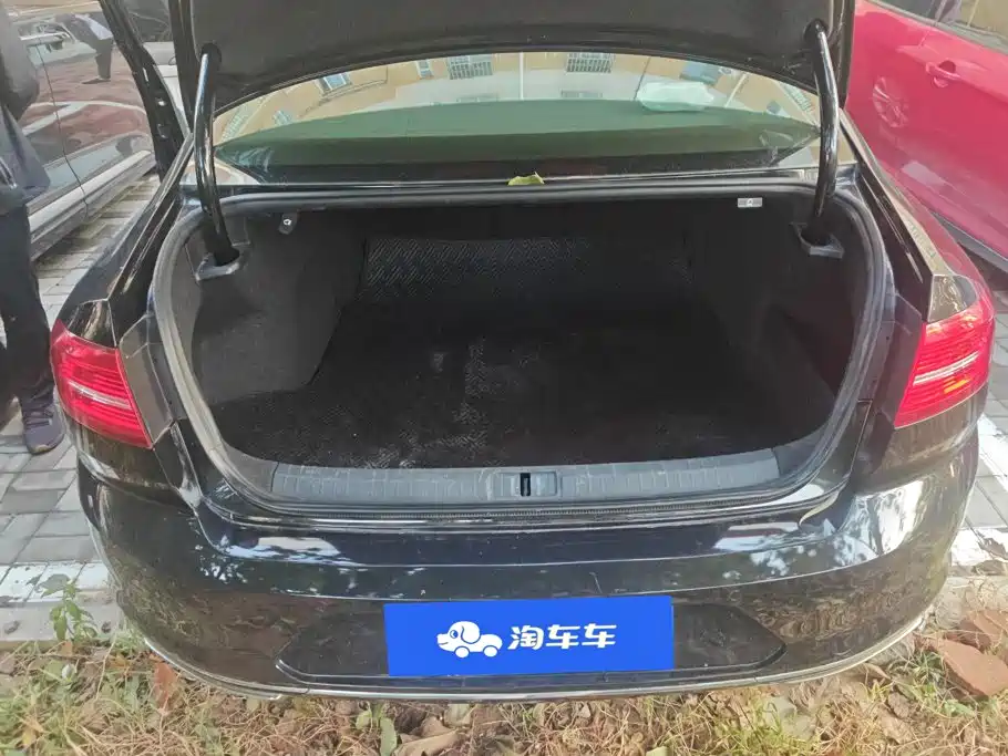 Volkswagen Magotan — миниатюра 4