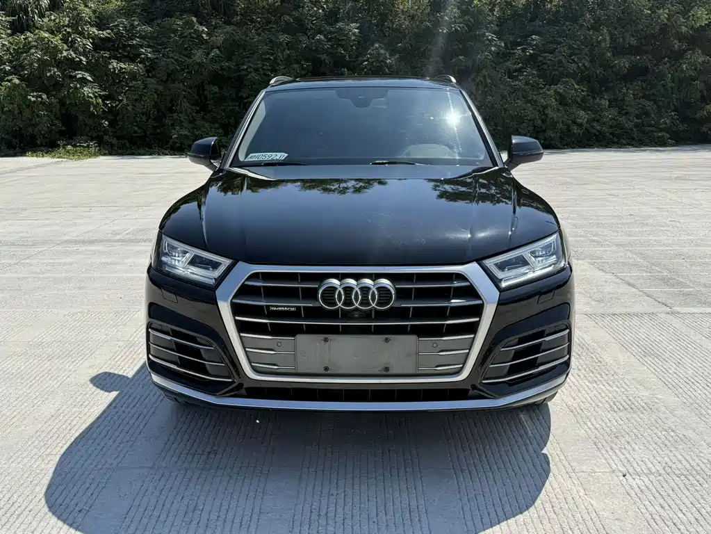 Audi Q5L — миниатюра 2