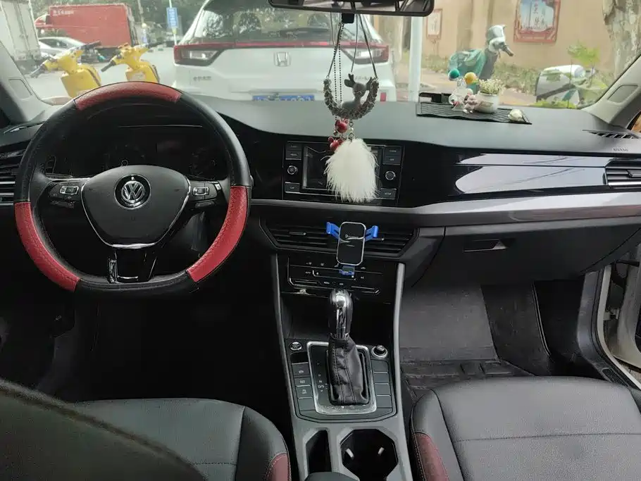 Volkswagen Bora — миниатюра 12