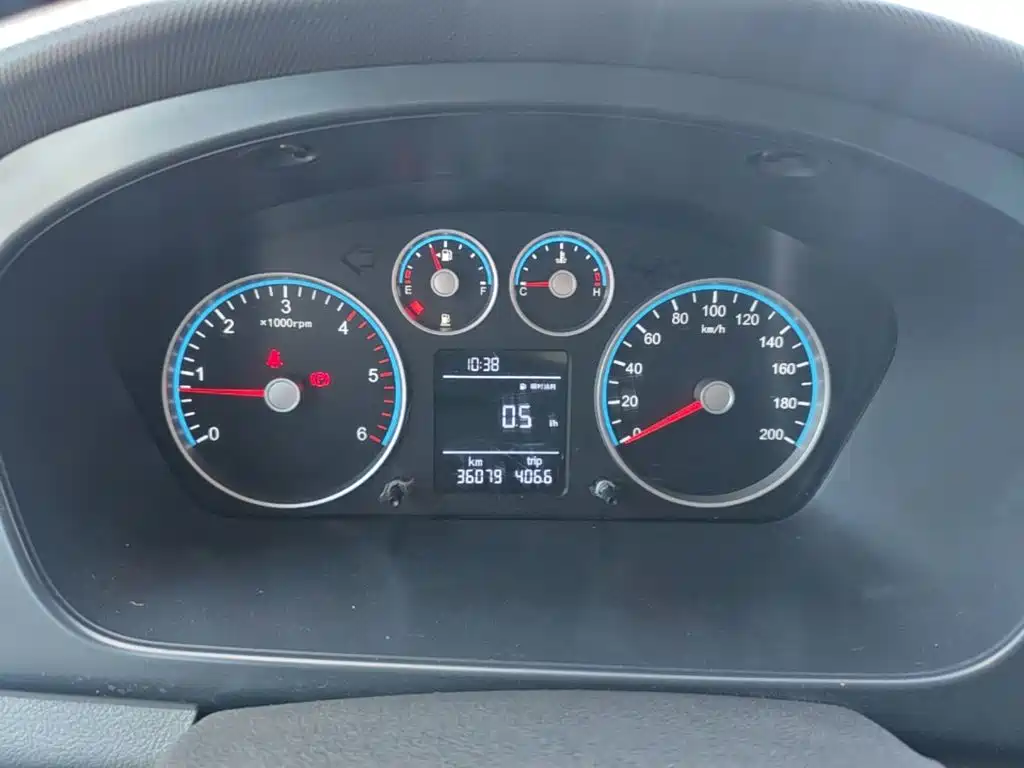 Foton Tuyano — миниатюра 12