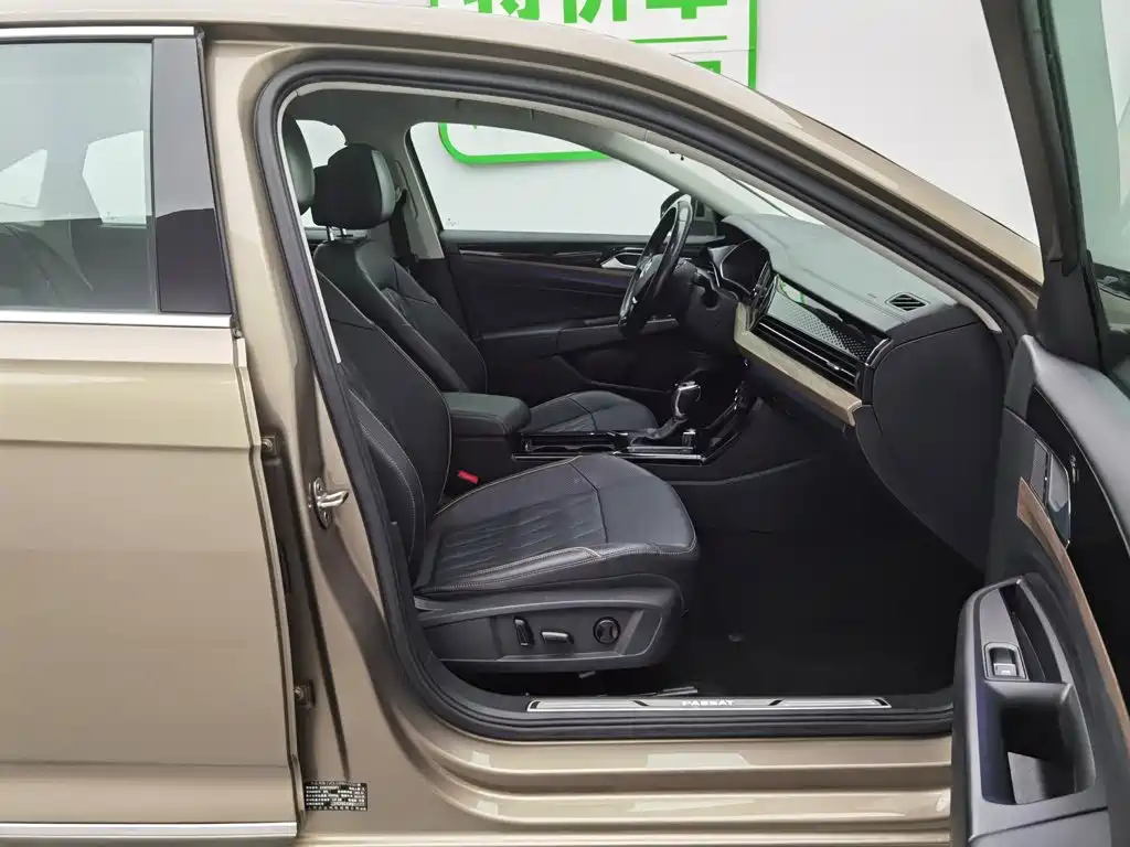 Volkswagen Passat — миниатюра 23