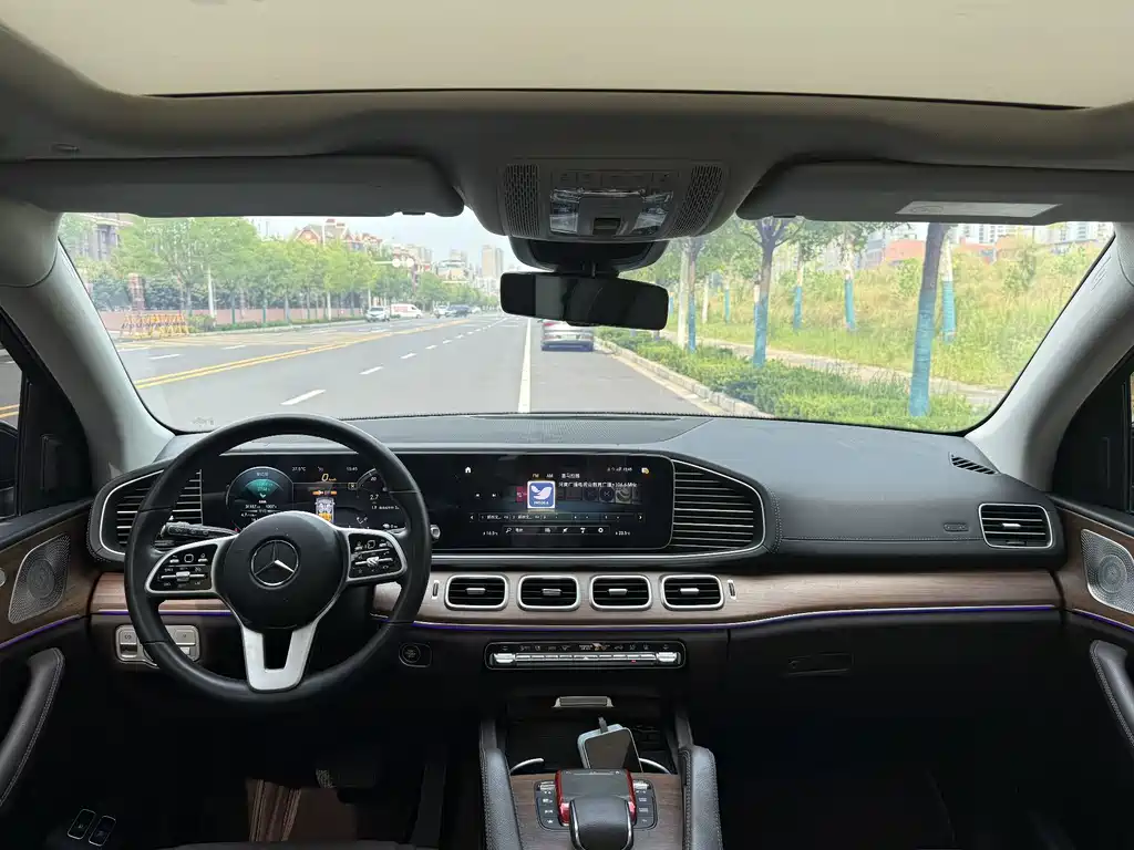 Mercedes-Benz GLE New Energy — миниатюра 21