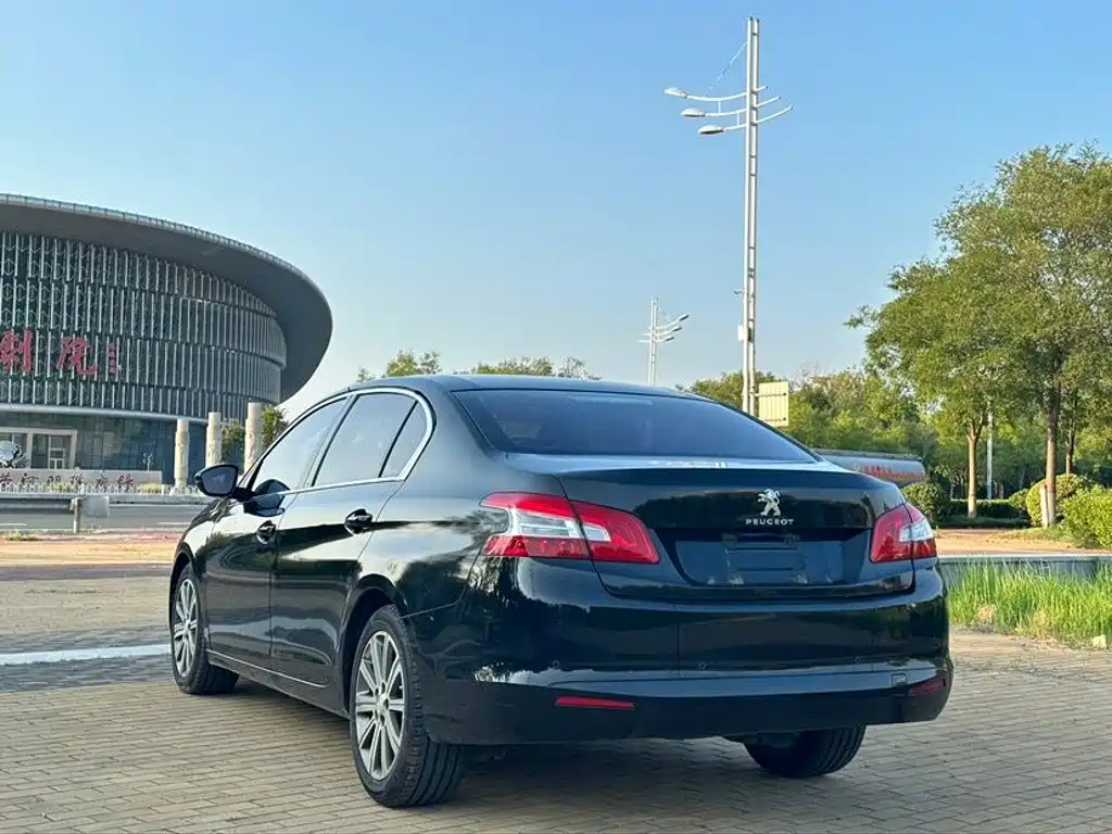 Peugeot 408 — миниатюра 6