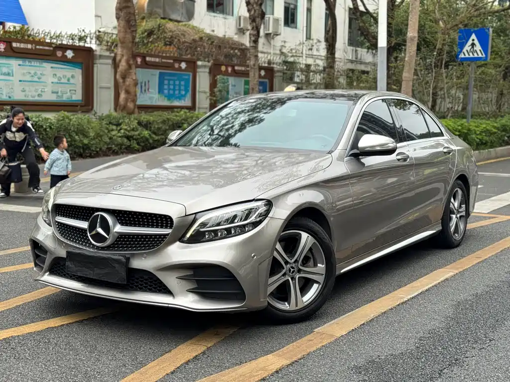 Mercedes-Benz C-Class 2020
