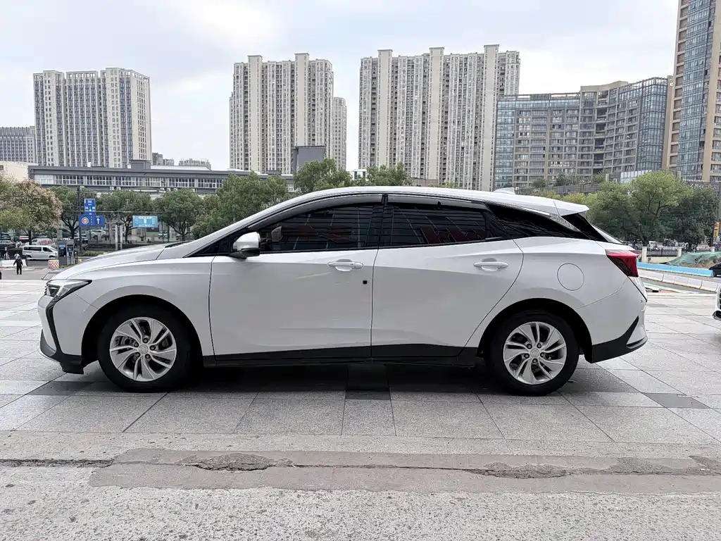 Buick Velite 6 — миниатюра 4