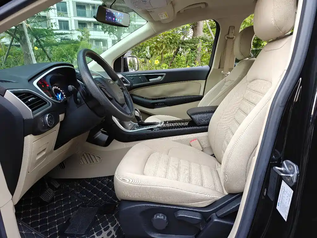 Ford Edge — миниатюра 5