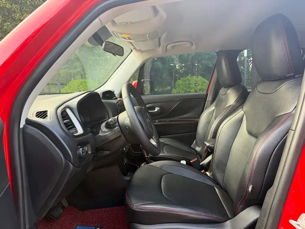 Jeep Renegade — миниатюра 8