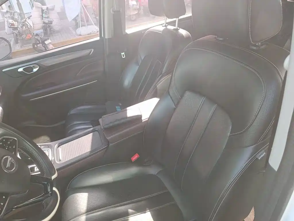 GAC Motor Trumpchi M6 — миниатюра 11