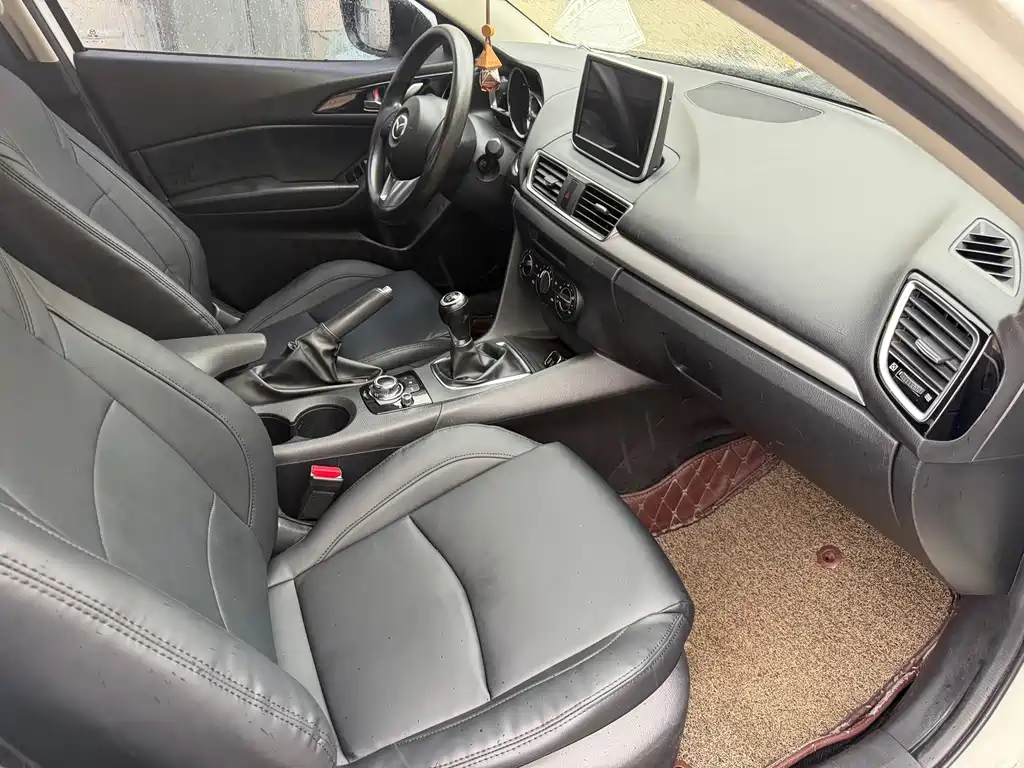 Mazda 3 Axela — миниатюра 13