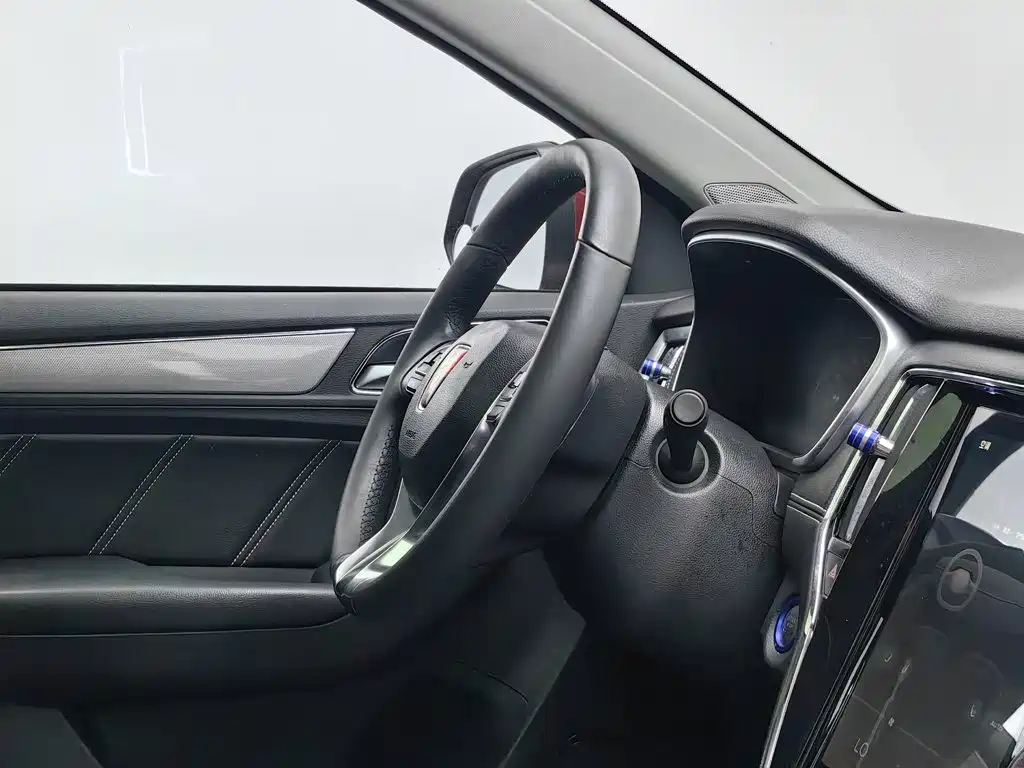 Roewe RX5 — миниатюра 22