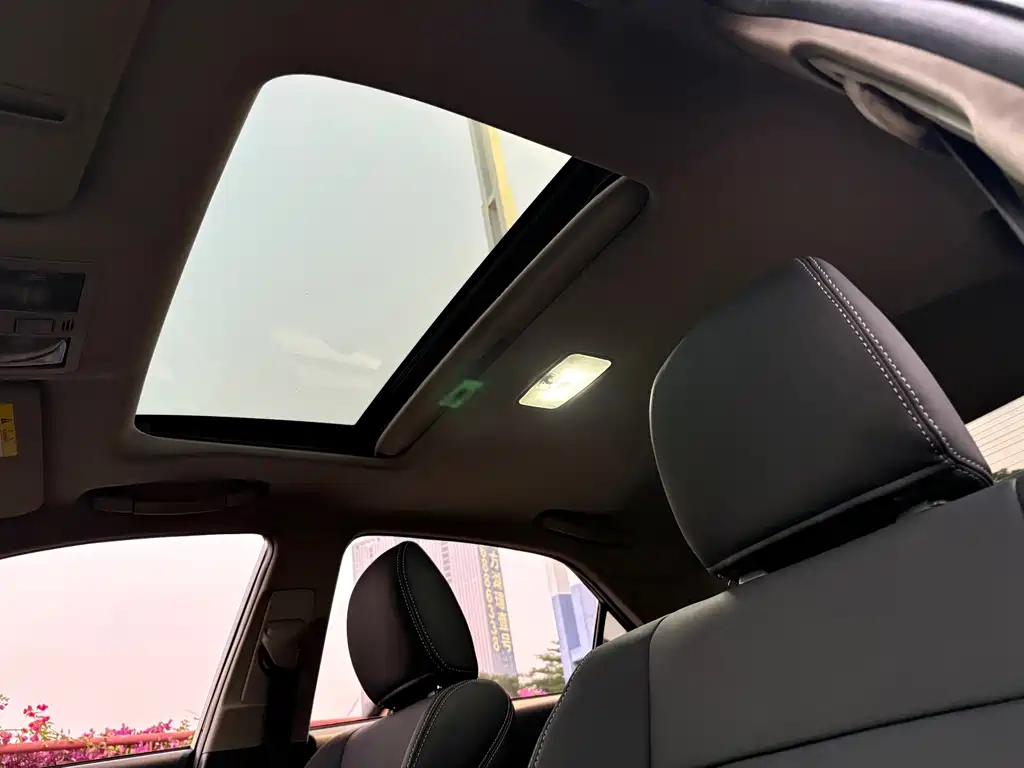Toyota Reiz — миниатюра 19