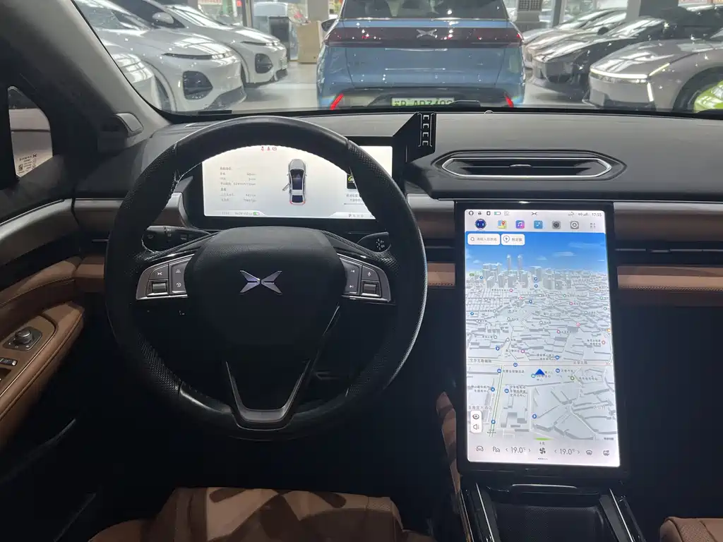 XPeng P5 — миниатюра 11