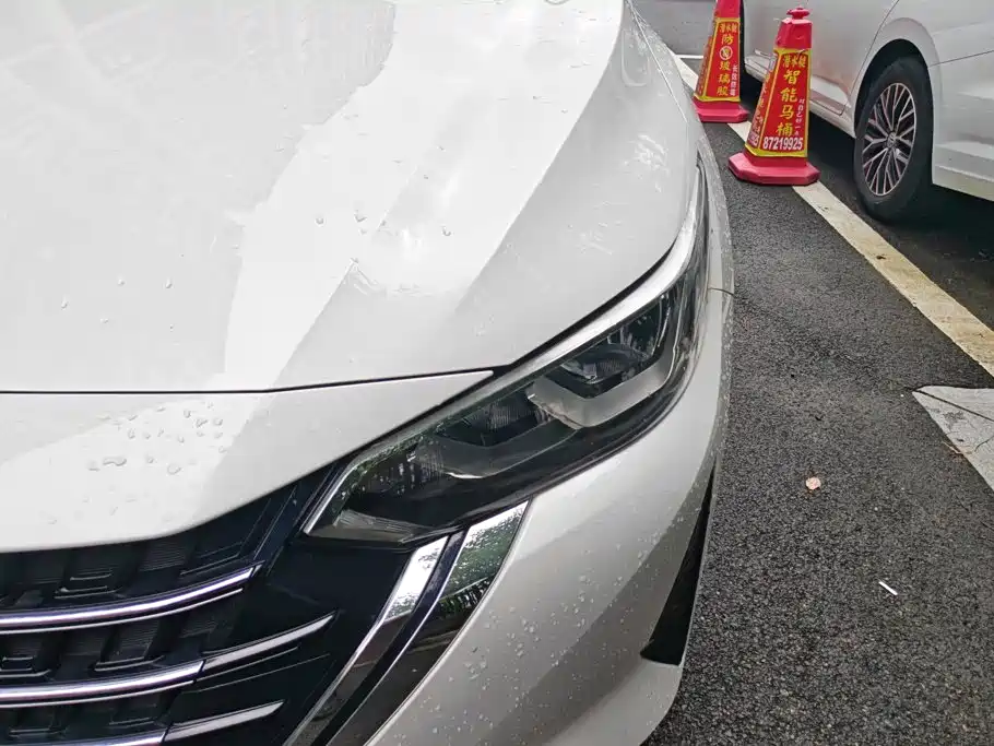 Nissan Sylphy — миниатюра 5