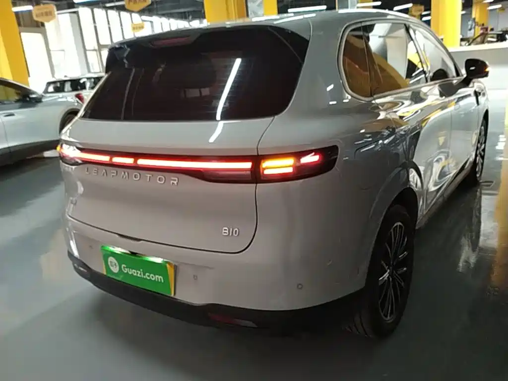 Leapmotor Leapmotor B10 — миниатюра 7