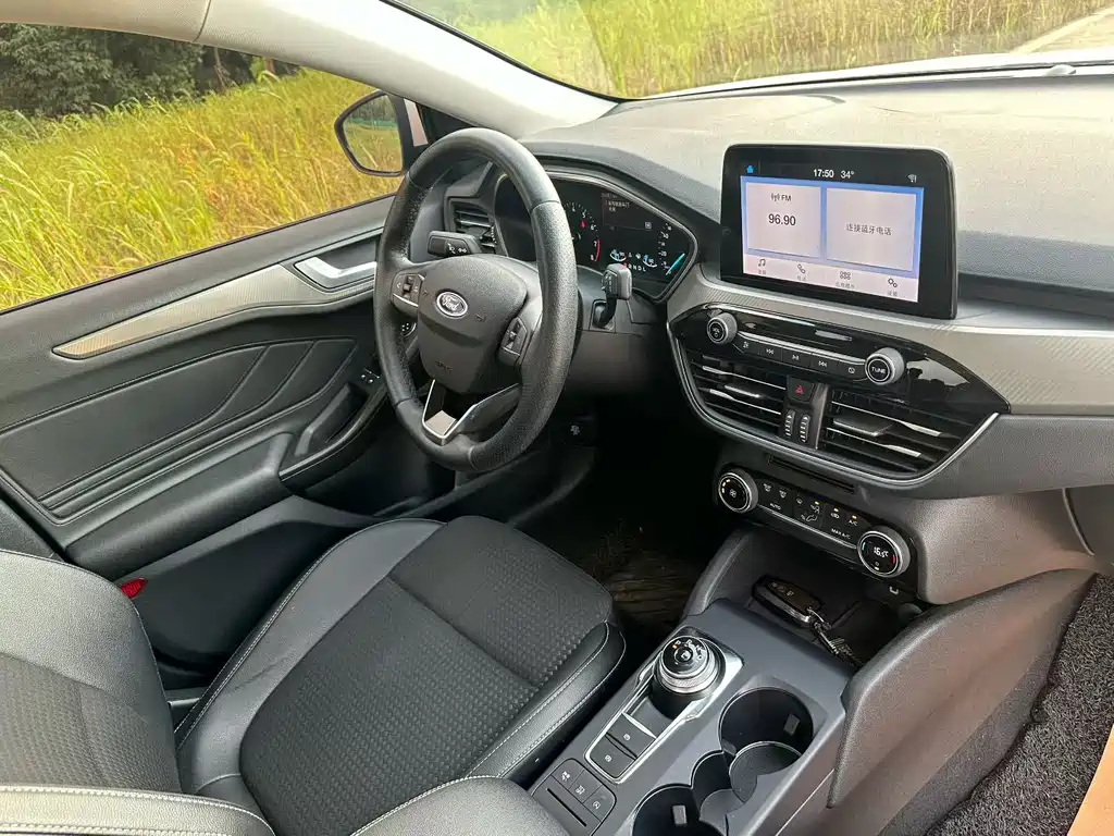 Ford Focus — миниатюра 5