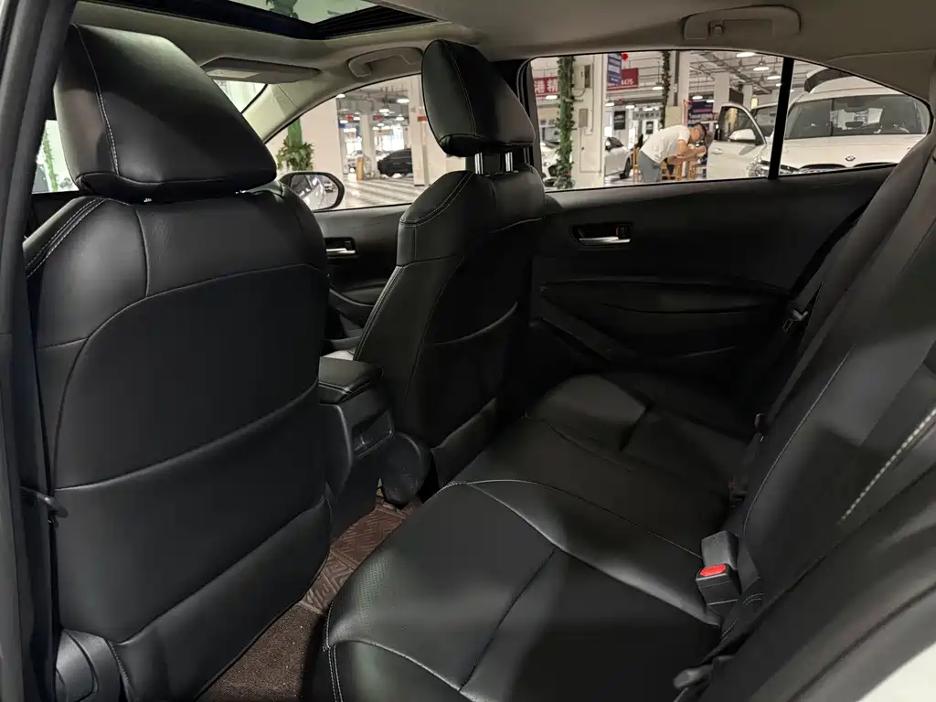 Toyota Corolla — миниатюра 6