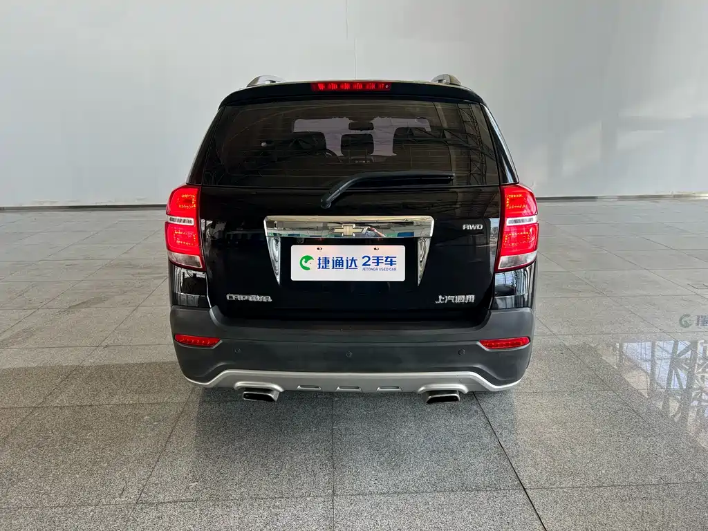 Chevrolet Captiva 2015 2.4L Flagship 7 мест