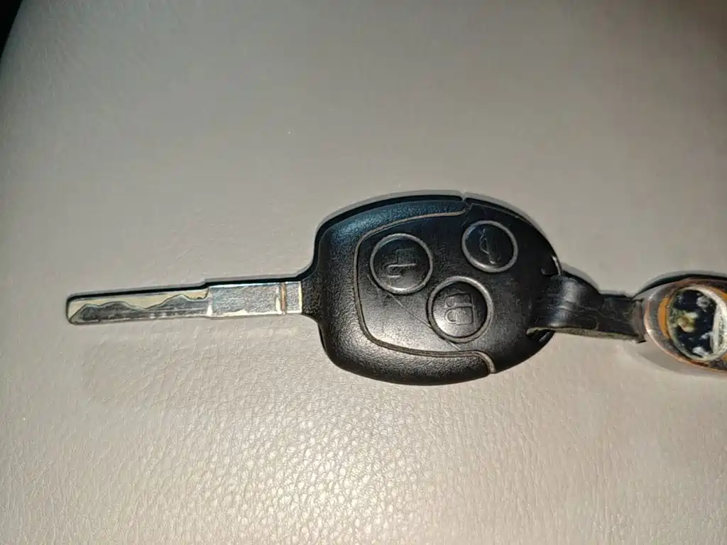 Ford Transit — миниатюра 9