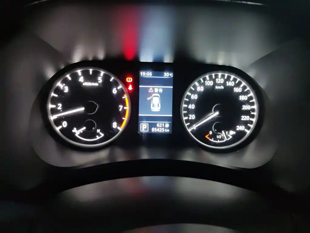 Nissan Sylphy — миниатюра 12