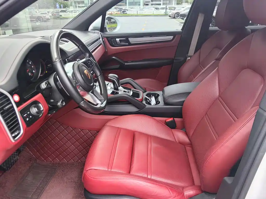 Porsche Cayenne — миниатюра 5