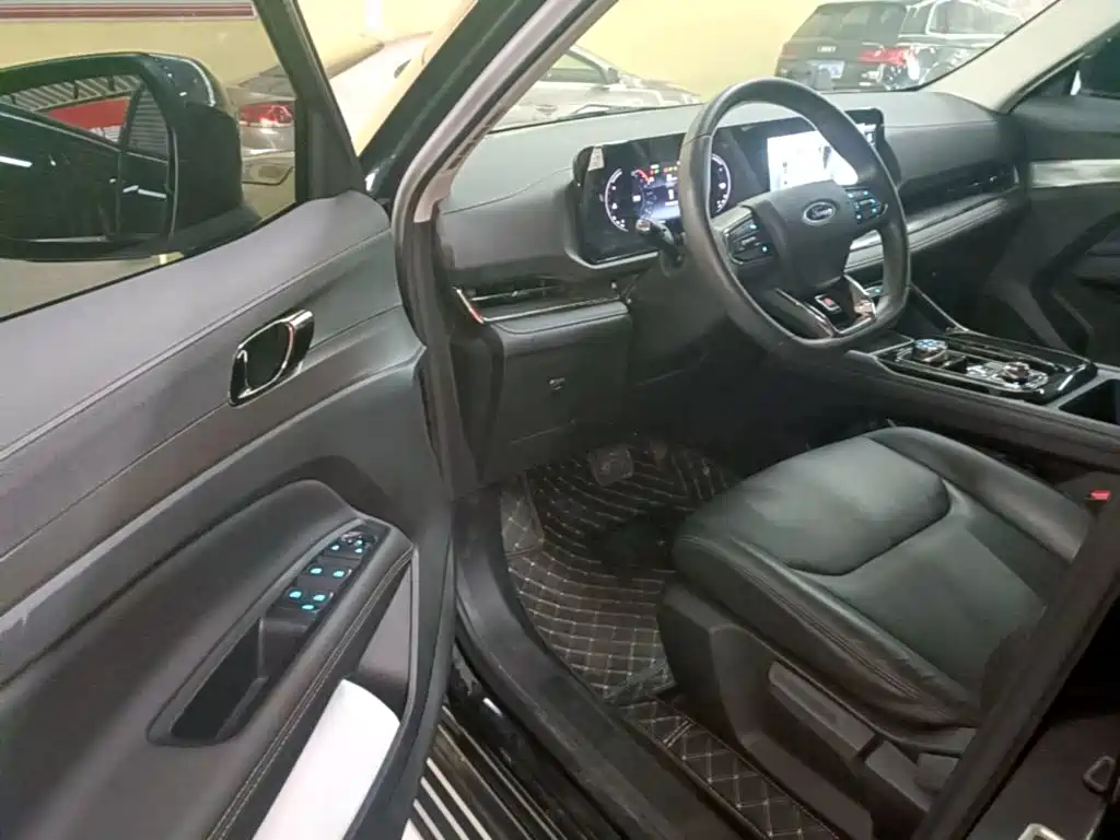 Ford Equator Sport — миниатюра 16